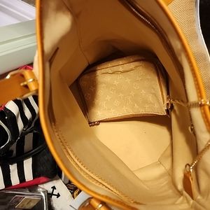 LOUIS VUITTON vintage monogram bucket bag